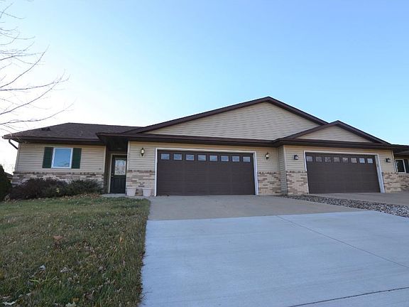 Twin Home!  Easy Living!