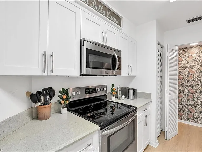 28712 Carmel Way — Photo 12