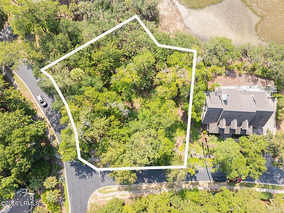 2nd image of 501 Plough Point