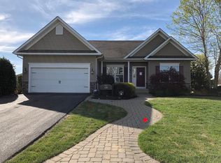 18 Magnolia Ave, Smyrna, DE 19977