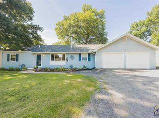 5425 SW 13th St, Topeka, KS 66604