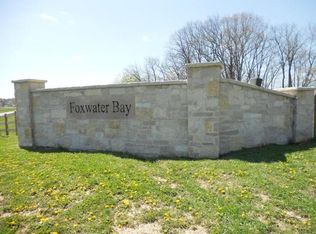 7842 Foxwater Blvd, Waterford, WI 53185