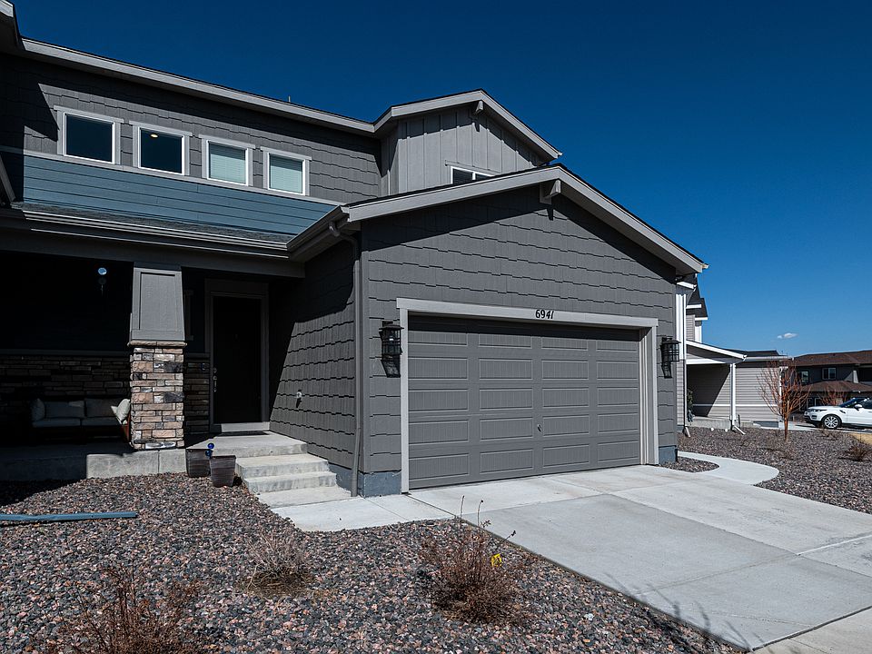 1st image of 6941 Hidden Cove Ct
