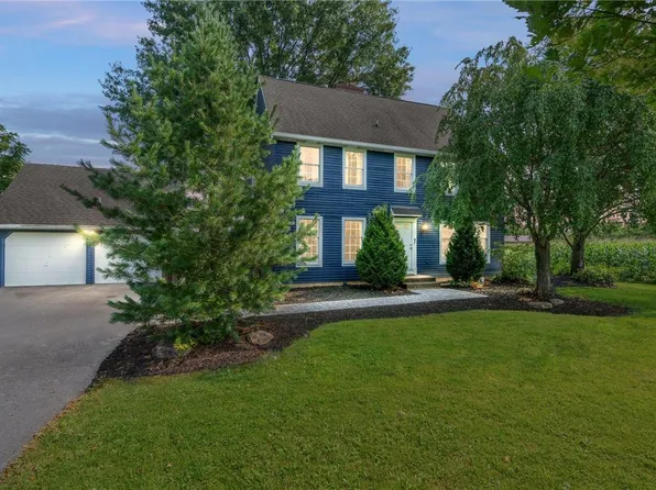 7361 Camp Meeting Rd, New Tripoli, PA 18066