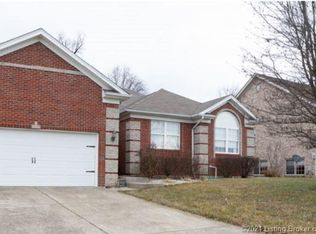 7002 Twin Springs Dr, Sellersburg, IN 47172