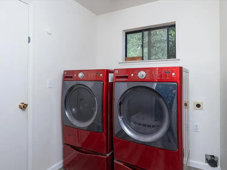 37867 Charnal Cir — Photo 14