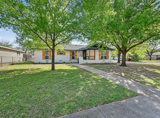 9510 Crestshire Dr, Dallas, TX 75227