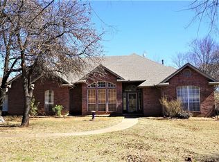 6000 Covey Run Ln, Edmond, OK 73034