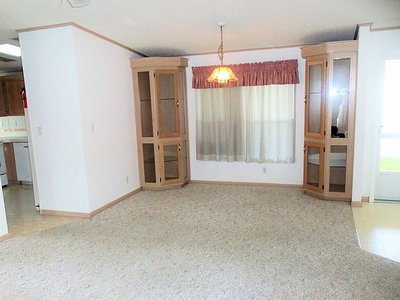 4th image of 7623 Montauk Ave