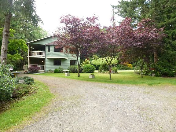 2nd image of 20627 Mainland View Pl NE