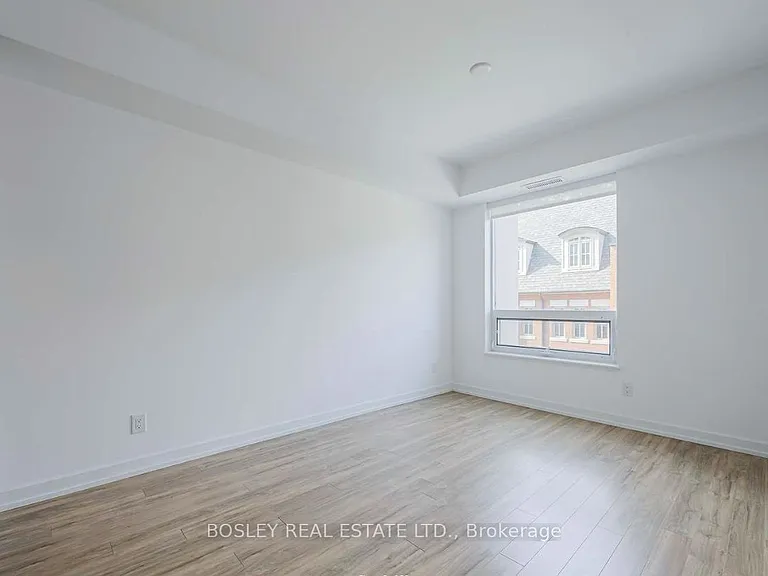 377 Madison Ave #312 — Photo 9