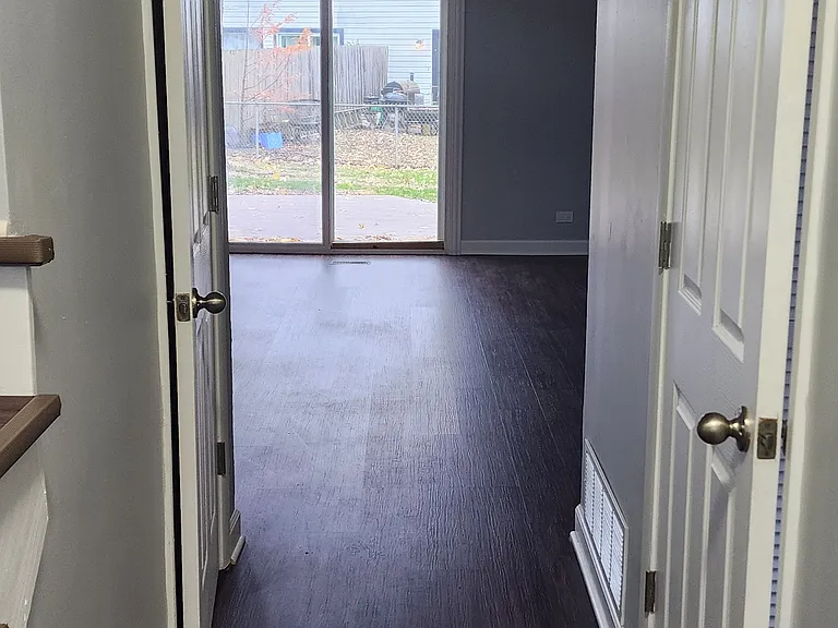 209 Coral Ct — Photo 8