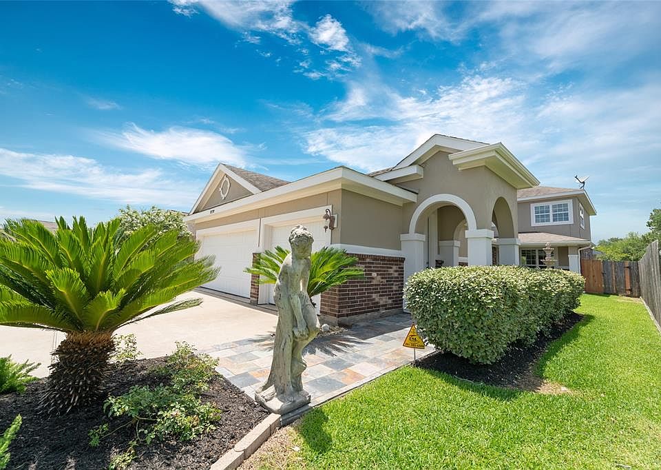 1st image of 11739 Champions Gate Dr