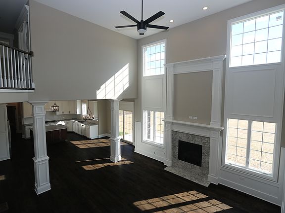 3rd image of 8557 Stone Creek Blvd