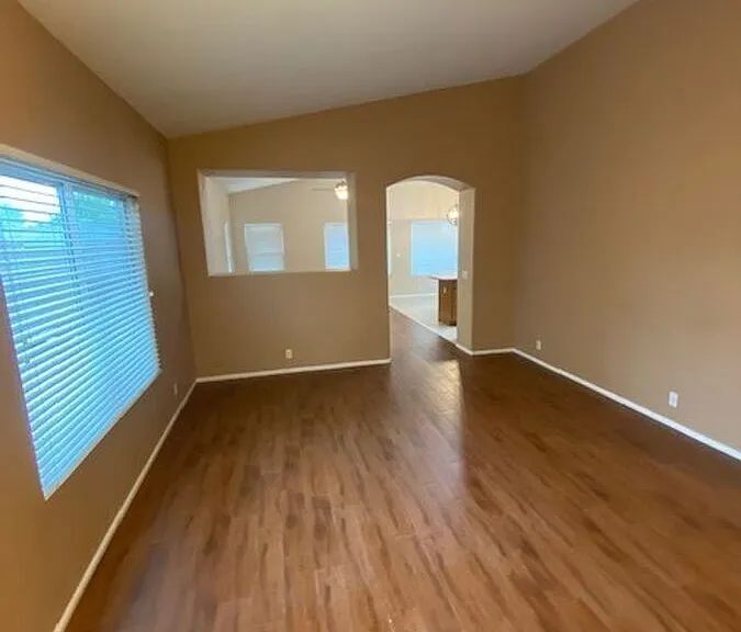 8862 W Shaw Butte Dr — Photo 5