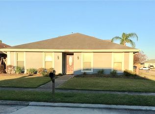 7151 E Renaissance Ct, New Orleans, LA 70128