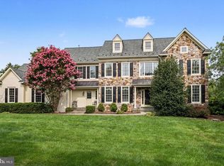 125 Muirfield Ln, Chalfont, PA 18914