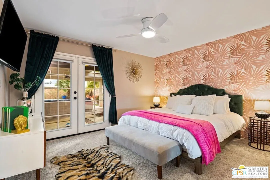 3 bed, 2.0 bath, 1344 sqft, $6,000 — Photo 4