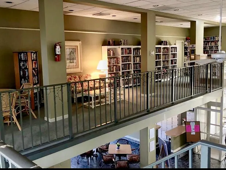 Yacht Club Library for those that like to read. Free WiFi here.