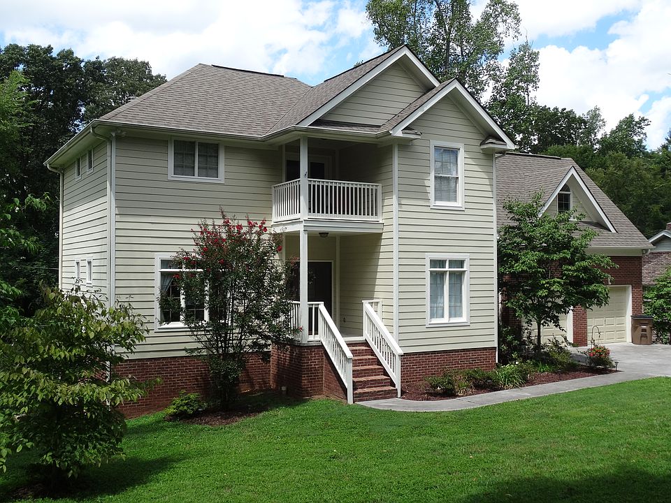 1st image of 2105 Belcaro Dr