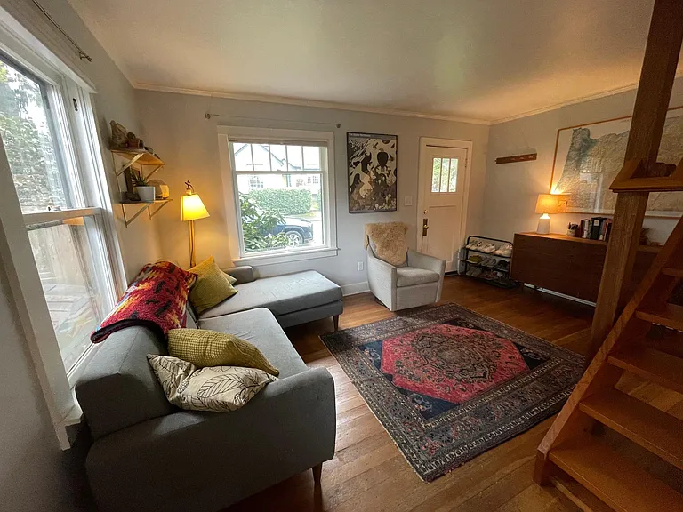 8118 SW 36th Ave — Photo 5