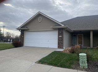 216 Highclere Dr, Council Bluffs, IA 51503