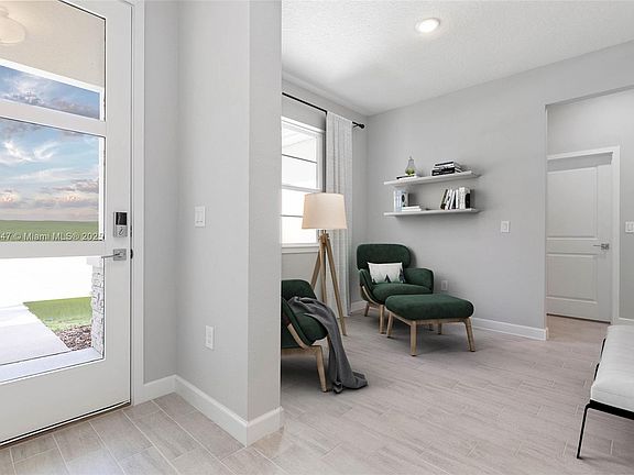 4th image of 2205 Amberly Ave