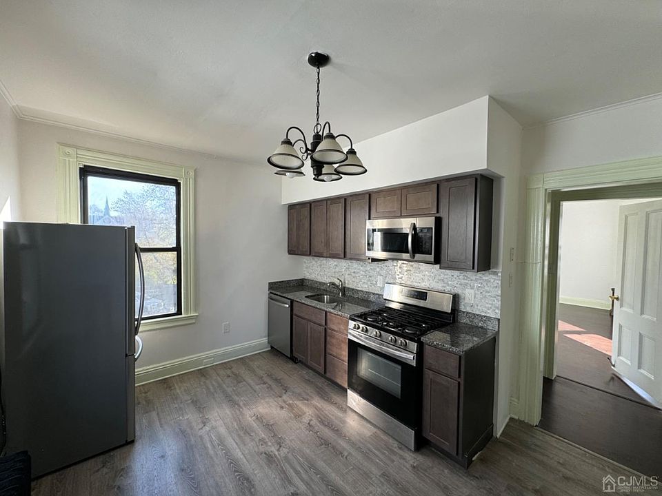 488 Fairview Ave, Orange, NJ 07050 Zillow