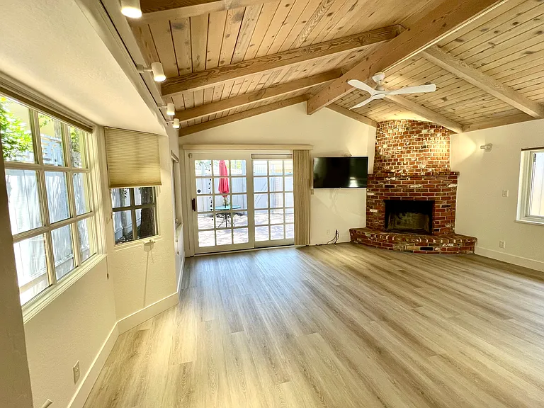 Dining room - living room - beautiful vaulted ceiling gives it the feeling of a great room