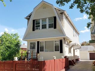 19210 42nd Ave, Flushing, NY 11358
