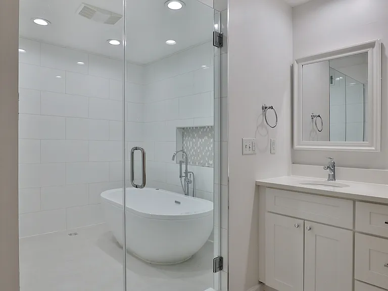 1086 Ravine Ridge Dr — Photo 48