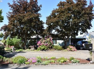 3036 Hughes St, Roseburg, OR 97470