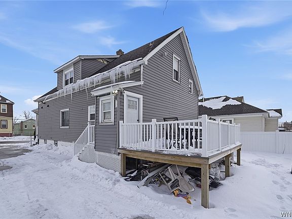 5th image of 24 Pearl Ave