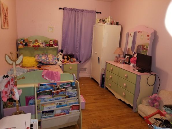 6 Dartmouth Ave APT 4A