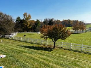 2550 Bird View Rd APT 3, Westminster, MD 21157