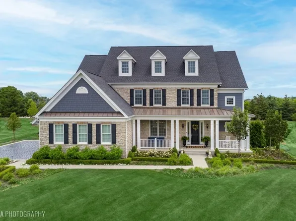 11 Acadia Dr, South Barrington, IL 60010