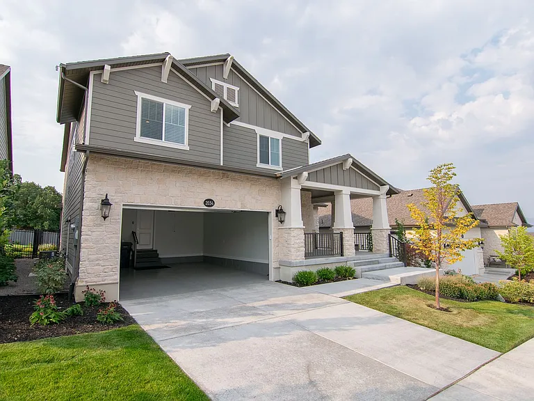 2034 E Pepper View Cir — Photo 4
