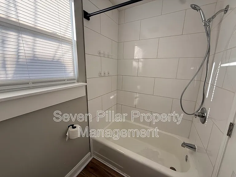 1046 Republic Ave — Photo 6