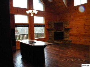 2556 Waldens Creek Rd, Sevierville, TN 37862