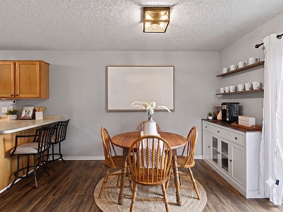 4th image of 2507 Yellowstone Dr #89