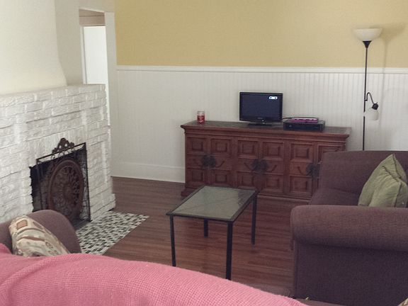 2nd image of 506 Palm Bluff St