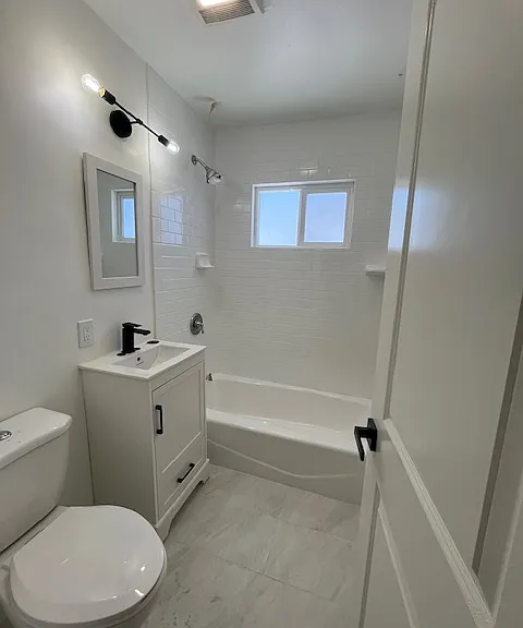 2414 Santa Ana Ave #A — Photo 11