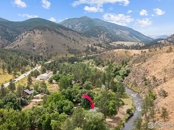 2nd image of 187 Grouse Hollow Ln
