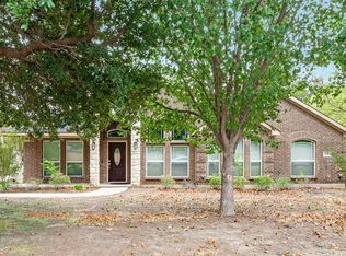 740 Peggs St, Desoto, TX 75115