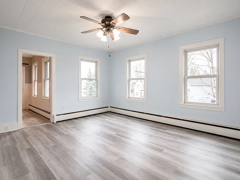 167 Pine St #2 — Photo 2