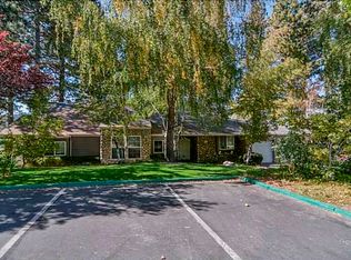 382 Lake Resort Rd, Lake Arrowhead, CA 92352