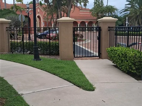 4600 SW 160th Ave APT 627, Hollywood, FL 33027
