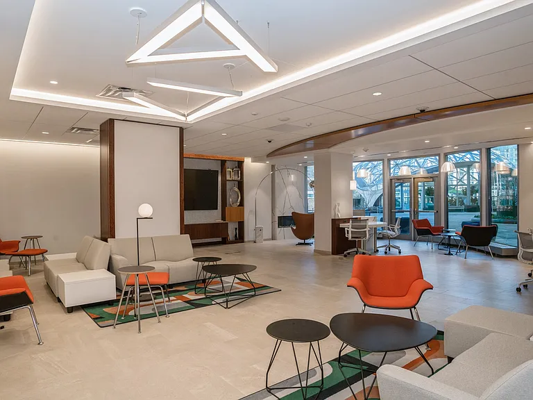 400 E Randolph St #2022 — Photo 34