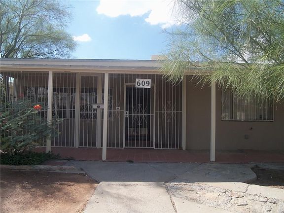 2nd image of 609 Alicia Dr