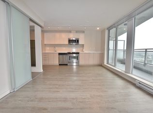 13303 Central Ave #2305, Surrey, BC V3T 0K6